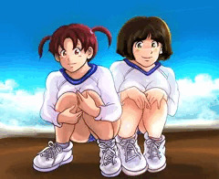しゃがんで座る霧と清のブルマ姿