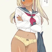スカートだけ脱ぎ崎さん
