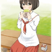 お昼のショートボブちゃん