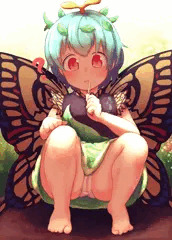 ラルバちゃんおすわり