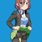 中〇三玖の制服パンストお漏らし