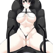 前衛的ファッションショップオープン